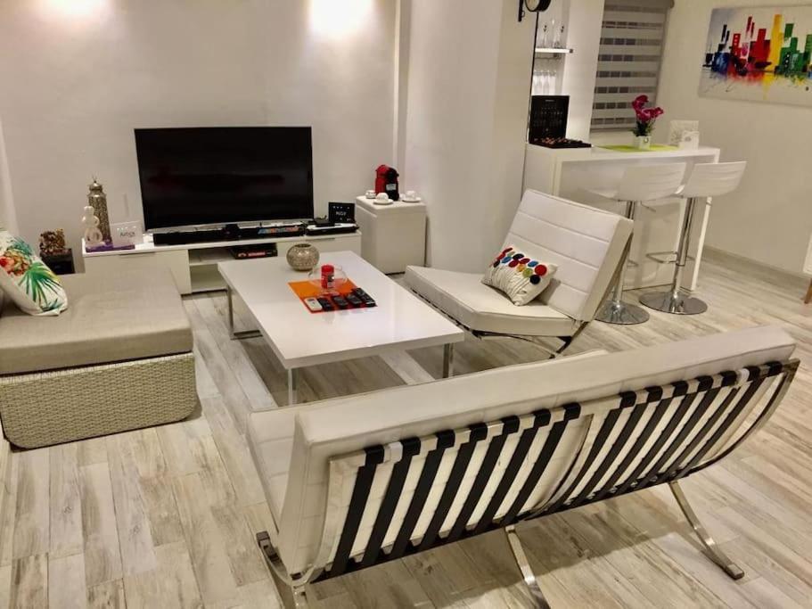 Lovely Two Bedrooms Apartment. Flic en Flac Ngoại thất bức ảnh